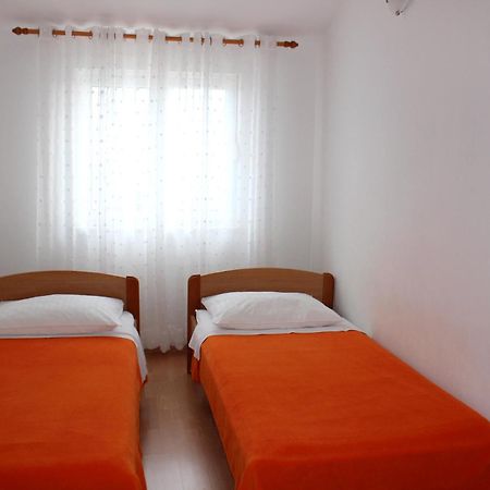 Apartments Tonci And Iris Primošten Kültér fotó
